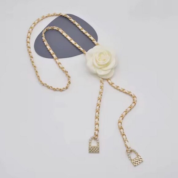 NWT Camelia necklace brooch Chain belt - Picture 9 of 10